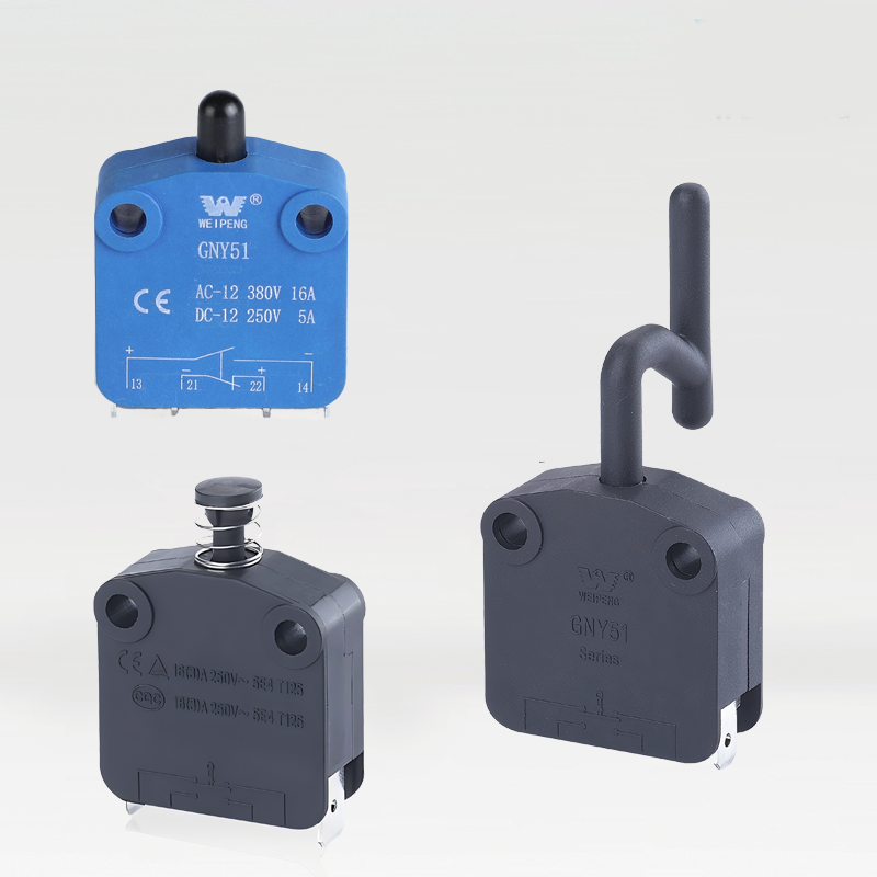 Preventing erroneous activation: The irreplaceability of Push Button NC in high voltage and high-risk environments.
